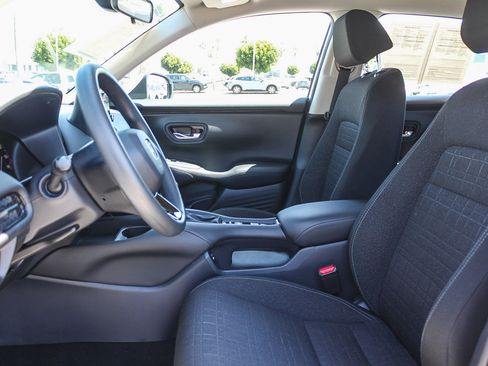 Used 2024 Honda HR-V LX image 18