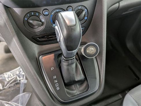 Used 2021 Ford Transit Connect XLT image 14