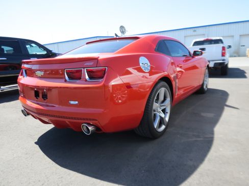 Used 2011 Chevrolet Camaro SS w/ RS Package RWD image 6