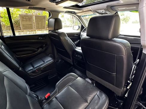 Used 2017 GMC Yukon XL SLT w/ Open Road Package RWD image 35