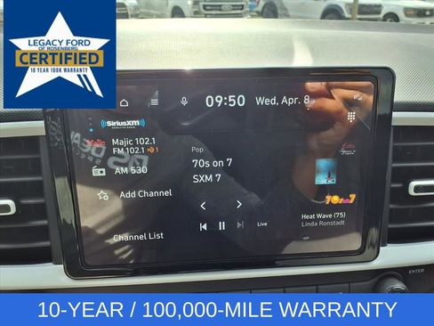 Used 2024 Hyundai Venue Limited image 20