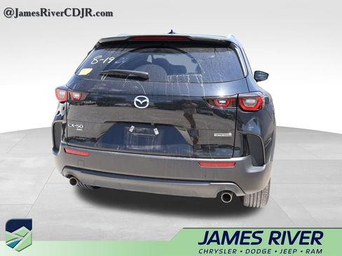 Used 2025 MAZDA CX-50 AWD 2.5 S w/ Premium Package image 17