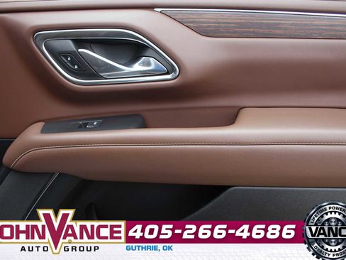 Used 2023 Chevrolet Tahoe High Country image 15