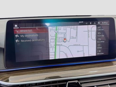 Used 2022 BMW 530i xDrive w/ Premium Package image 35