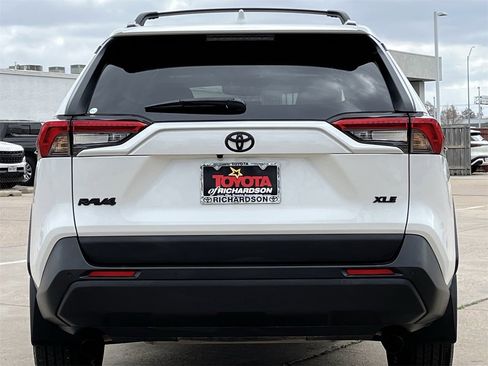 Used 2025 Toyota RAV4 XLE Premium w/ Weather Package image 5