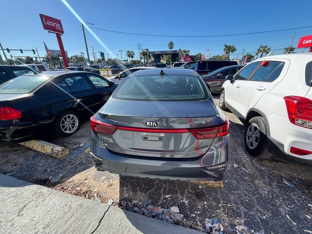 Used 2019 Kia Forte Sedan FWD image 3