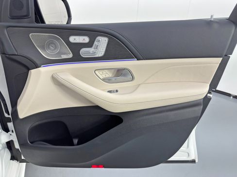 Used 2024 Mercedes-Benz GLE 450e 4MATIC w/ AMG Line Exterior image 52