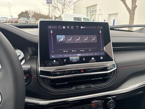 Used 2024 Jeep Compass Trailhawk w/ Sun and Sound Group image 18