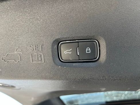 Used 2025 Ford Expedition Platinum AWD/4WD image 29