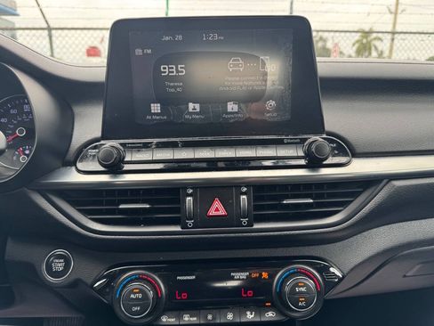 Used 2019 Kia Forte EX FWD image 12
