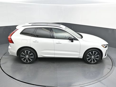 Certified 2023 Volvo XC60 B5 Plus w/ Climate Package AWD/4WD image 27