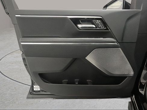 New 2025 GMC Sierra EV Denali image 11