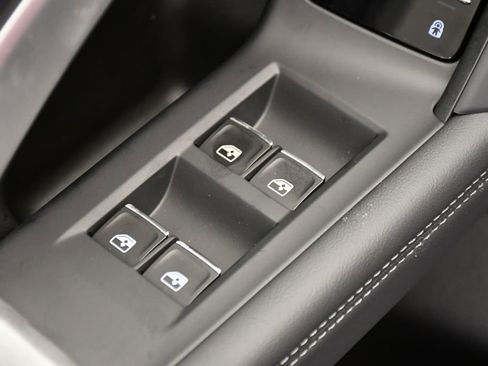 Certified 2025 Audi Q5 Premium w/ Convenience Package image 31