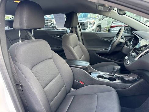 Used 2024 Chevrolet Malibu LT FWD image 15