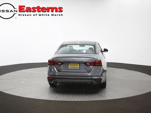 Used 2023 Nissan Altima 2.5 SV w/ SV Premium Package FWD image 37