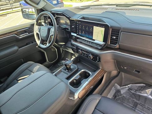 New 2026 Chevrolet Silverado 1500 RST AWD/4WD image 10