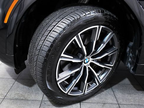 Used 2024 BMW X6 xDrive40i image 7