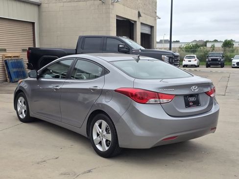 Used 2013 Hyundai Elantra GLS w/ Preferred Pkg FWD image 7