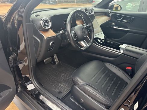 Used 2023 Mercedes-Benz GLC 300 4MATIC image 9