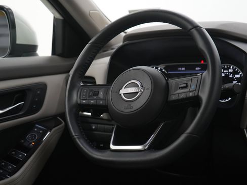 Used 2023 Nissan Rogue SL w/ SL Premium Package AWD/4WD image 14