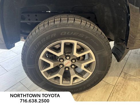 Used 2022 GMC Canyon AT4 AWD/4WD image 24