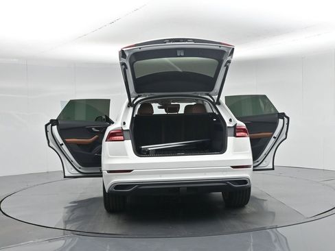 Used 2023 Audi Q8 Premium Plus image 34