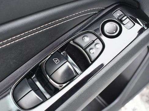 Used 2021 Nissan Altima 2.5 SV image 15