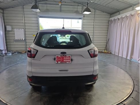 Used 2017 Ford Escape S image 9