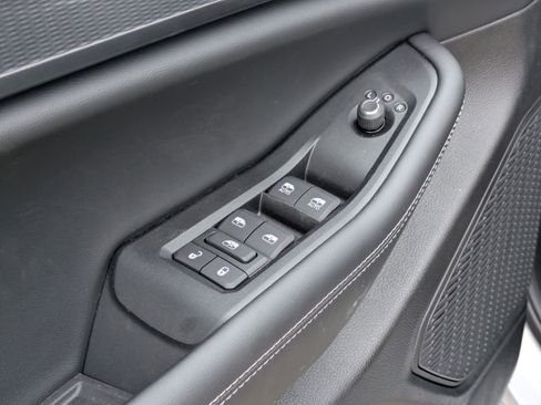 New 2025 Jeep Grand Cherokee L Laredo RWD image 12