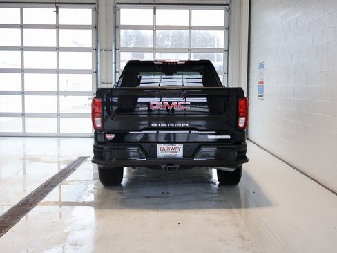 Used 2025 GMC Sierra 1500 Elevation image 9