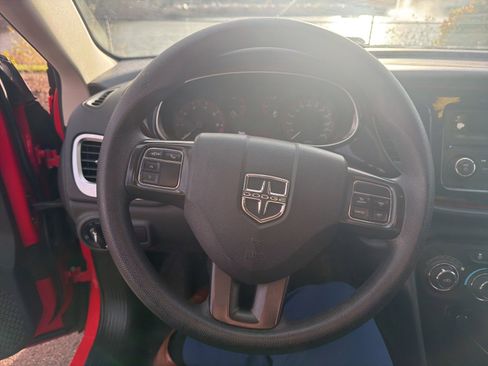 Used 2016 Dodge Dart SE w/ Convenience Group image 3