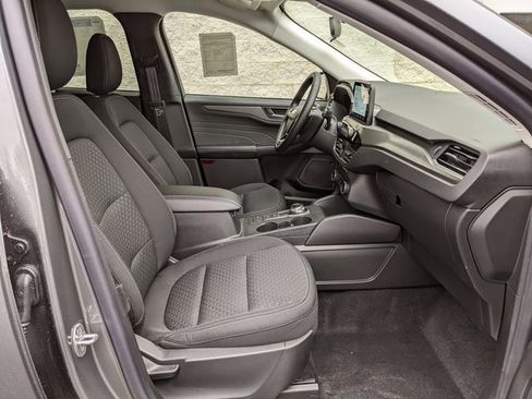 Used 2025 Ford Escape Active w/ Cold Weather Package image 31