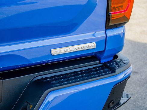 New 2025 GMC Canyon Elevation w/ Convenience Package image 10