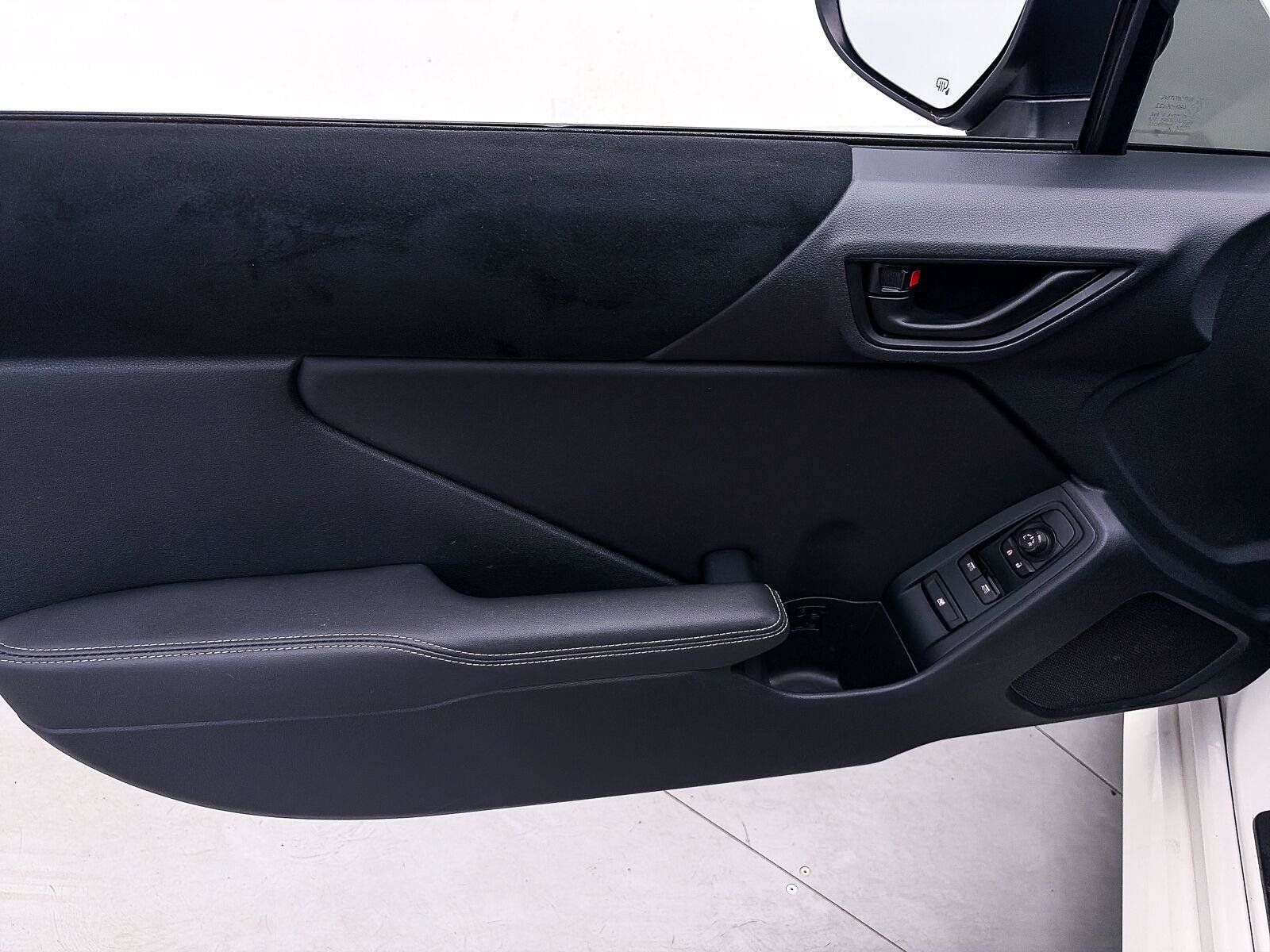 Used 2024 Toyota GR86 Premium RWD image 15