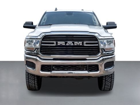 Used 2020 RAM 2500 Big Horn AWD/4WD image 3
