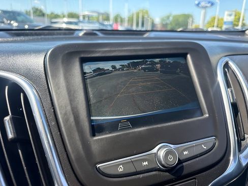 Used 2019 Chevrolet Equinox LT FWD image 35
