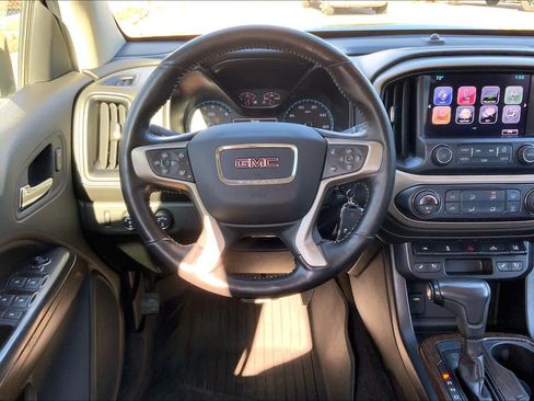 Used 2017 GMC Canyon Denali image 5