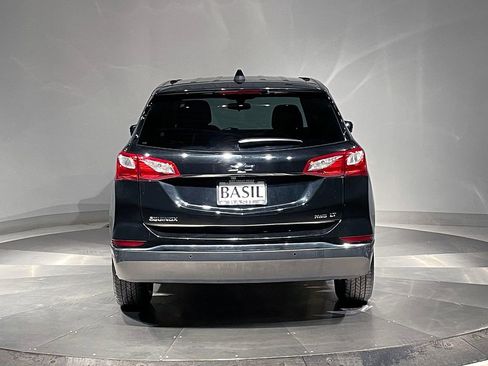 Used 2018 Chevrolet Equinox LT image 12