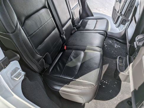 Used 2022 Jeep Wrangler Unlimited Sahara image 21