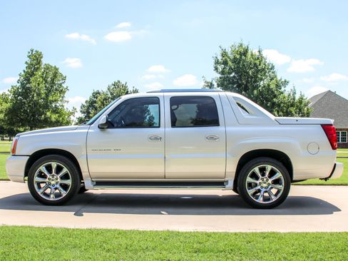 Used 2006 Cadillac Escalade EXT AWD/4WD image 13