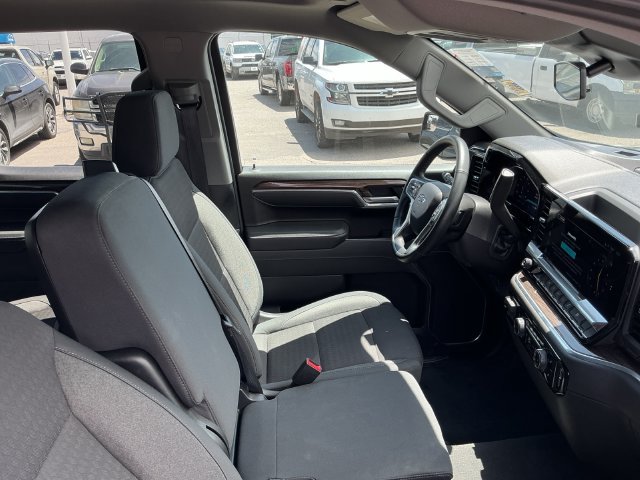 Used 2026 Chevrolet Silverado 1500 RST RWD image 13