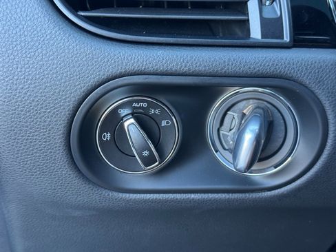 Used 2023 Porsche Macan image 20