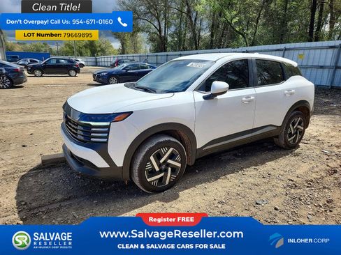 Used 2025 Nissan Kicks SV image 1