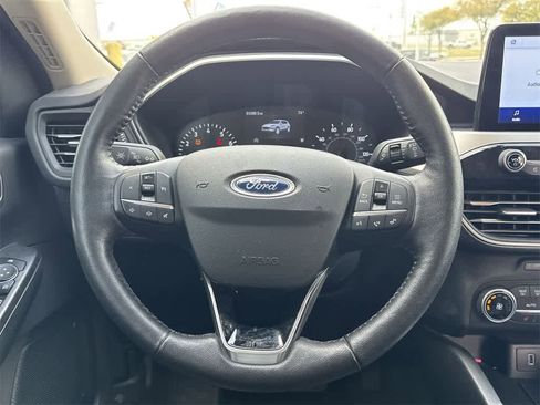 Used 2020 Ford Escape SEL image 17