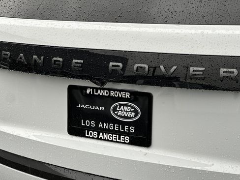 New 2026 Land Rover Range Rover SE image 14