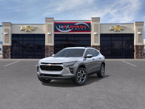 New 2026 Chevrolet Trax LT w/ LT Convenience Package FWD image 32