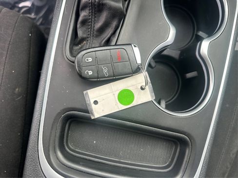 Used 2020 Dodge Durango SXT image 35