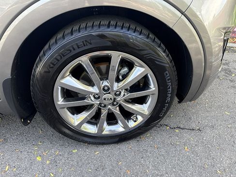 Used 2016 Kia Sorento SX AWD/4WD image 11