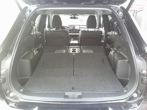 Used 2025 Mitsubishi Outlander SE AWD/4WD image 33