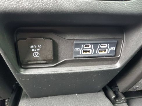 Used 2024 Jeep Grand Cherokee Altitude AWD/4WD image 29